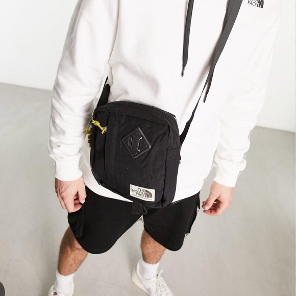 The North Face
BERKELEY CROSSBODY UNISEX - Across body bag - Picture 12 of 14